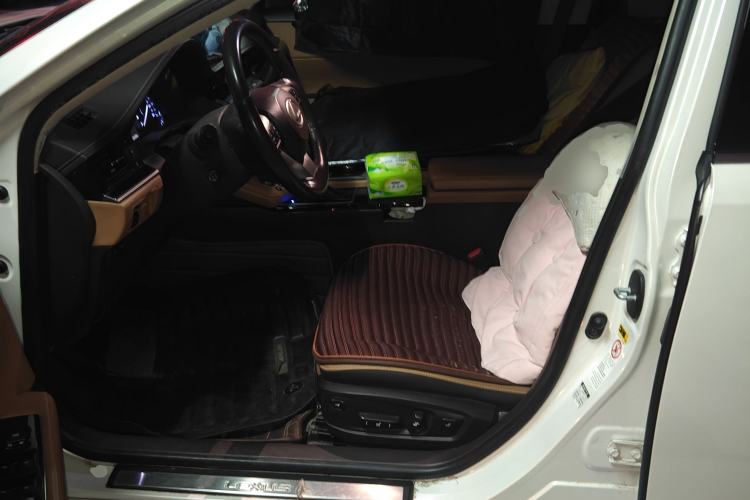 Used Lexus ES 2015 300h Comfort Edition
