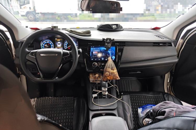 Used Venucia D60EV 2023 PLUS Comfort Edition RJ Model Center Console