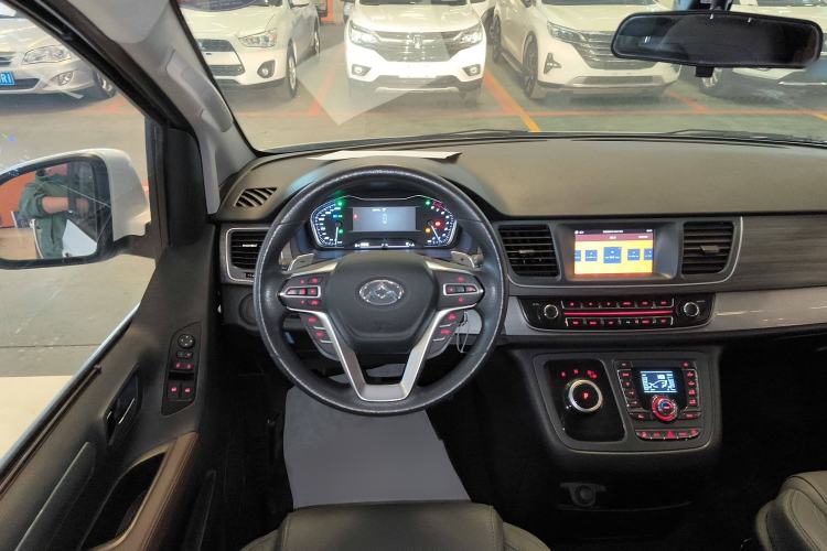 Used SAIC MAXUS G10 2022 2.0T Automatic Elite Edition Gasoline 7-Seater