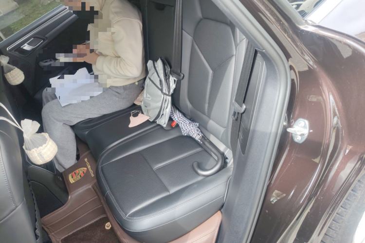 Used Porsche Macan 2021 Macan 2.0T Left Rear Seat