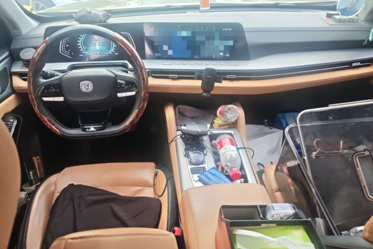 Used CHANGAN Lantop 2023 2.0T Automatic All-Wheel Drive Gasoline Flagship Standard Cab
