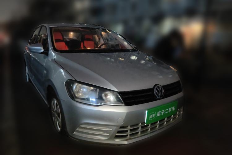 Used Volkswagen Jetta 2015 Zhuihui Edition 1.4L Manual Fashion Model Front Right 45 Deg