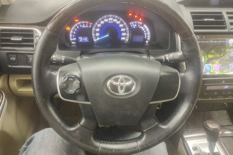 Used Toyota Camry 2015 2.0G Premier Edition