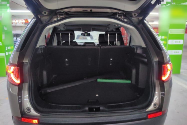 Used Land Rover Discovery Sport 2017 2.0T SE
