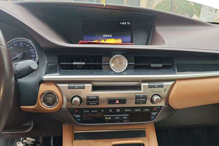 Used Lexus ES 2015 200 Elite Edition
