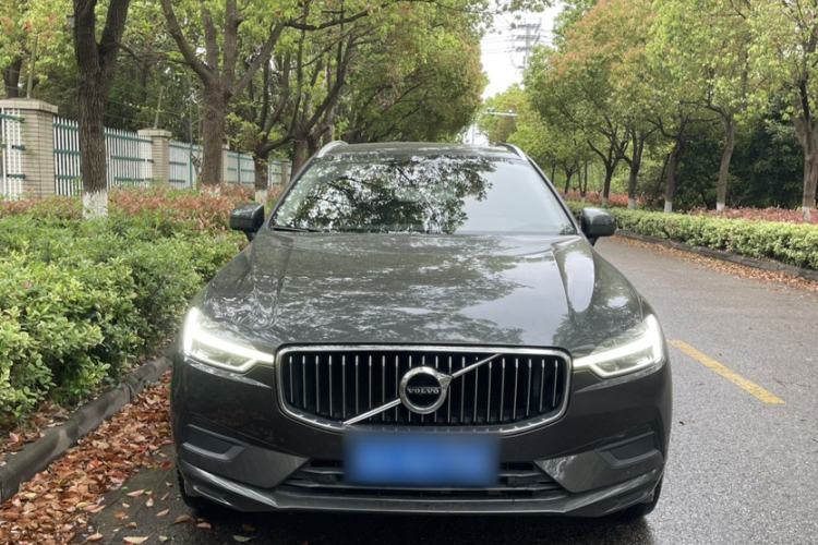 Used Volvo XC60 2019 T5 4x4 Smart Edition China VI Standard Exterior 3