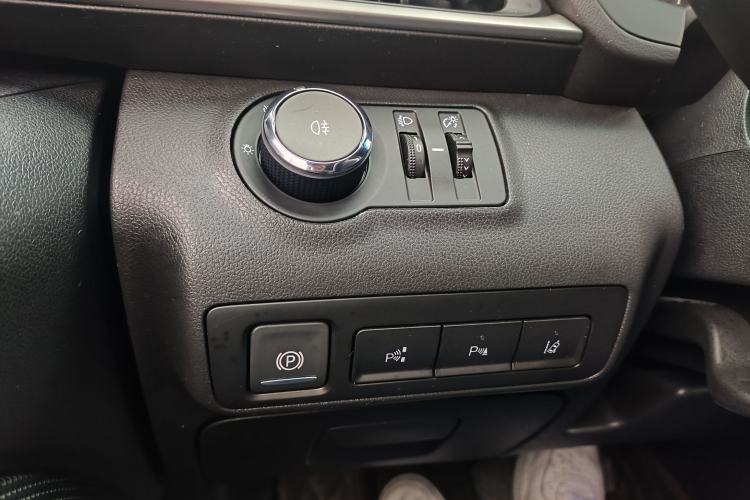 Used Buick GL6 2018 18T 6-Seater Prestige Model