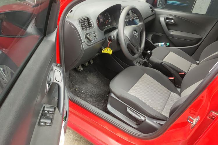 Used Volkswagen Polo 2016 1.4L Manual Fashion Model
