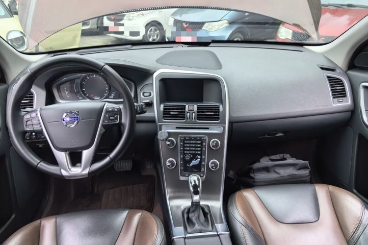 Used Volvo XC60 2016 T5 AWD Zhiyuan Edition
