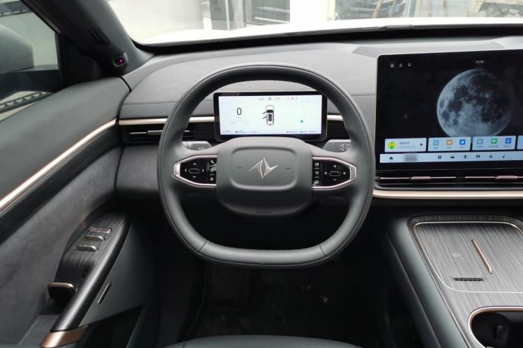 Used Dongfeng eπ eπ008 2024 210Max Range-Extended Version 6 Seats