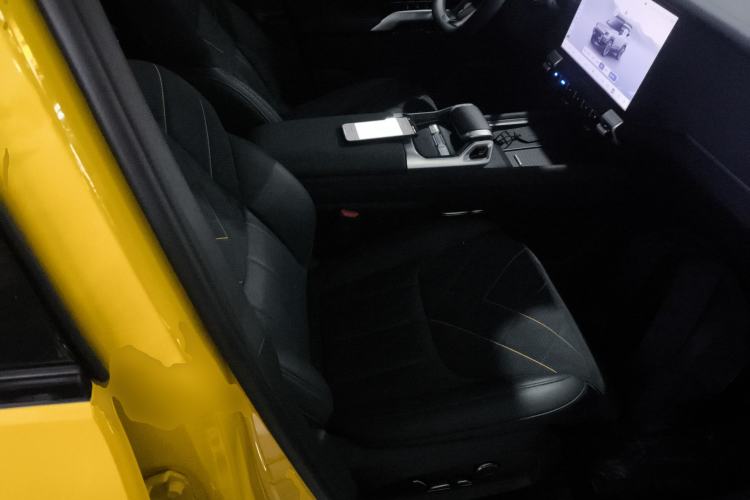 Used Deepal G318 2025 Worry-Free Adventure Edition Four-Wheel Drive Secret Realm Version Right Front Seat