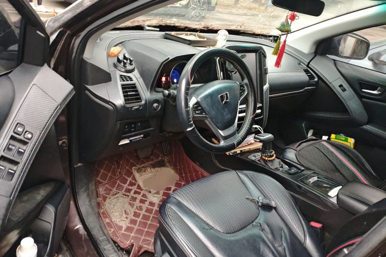 Used Luxgen U6 SUV 2017 Revised Version 1.6T Fashion Edition Driver Seat