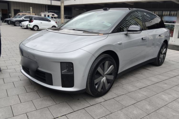 Used Li Auto i6 2025 Model Two-Wheel-Drive Standard Type