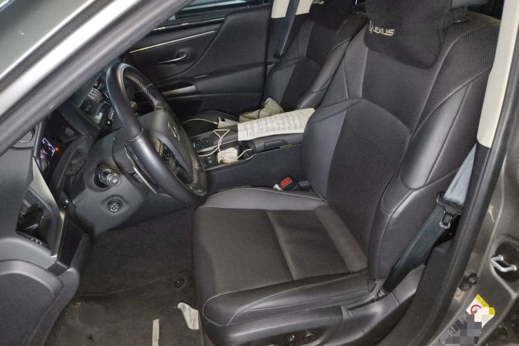 Used Lexus ES 2018 200 Excellence Edition China V Standard
