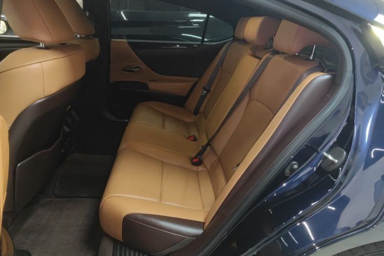 Used Lexus ES 2020 200 Luxury Edition