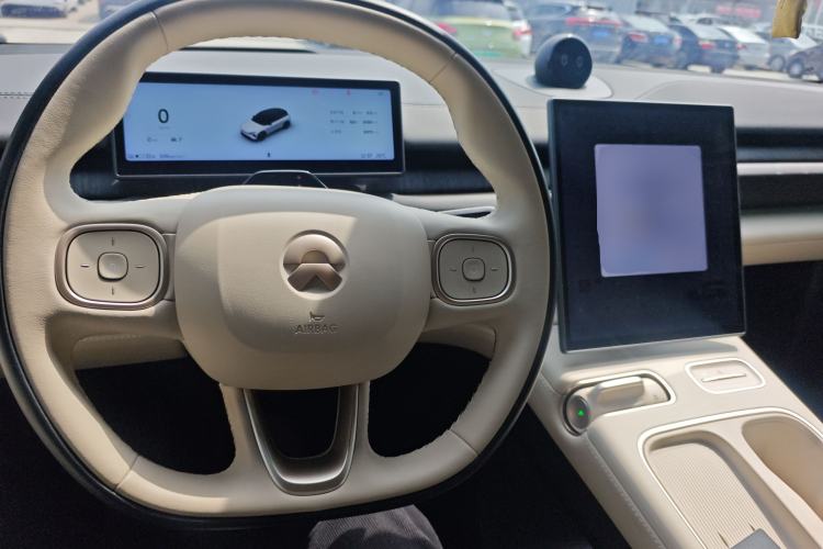 Used Nio ES6 2024 75 kWh
