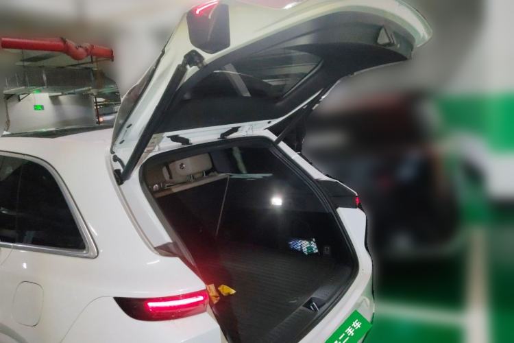 Used Li Auto L6 2025 Pro Smart Refresh Edition Trunk