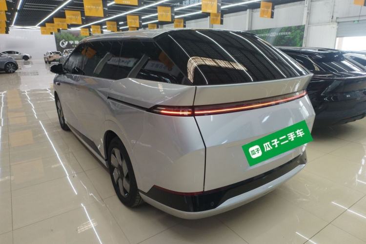 Used XPeng X9 2024 640 All-Wheel Drive High-Performance Max
