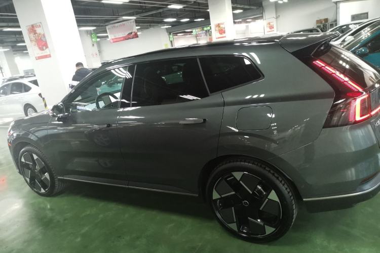 Used Volvo Volvo XC70 Plug-in Hybrid 2026 Model Four-Wheel Drive Long-Range Ultra