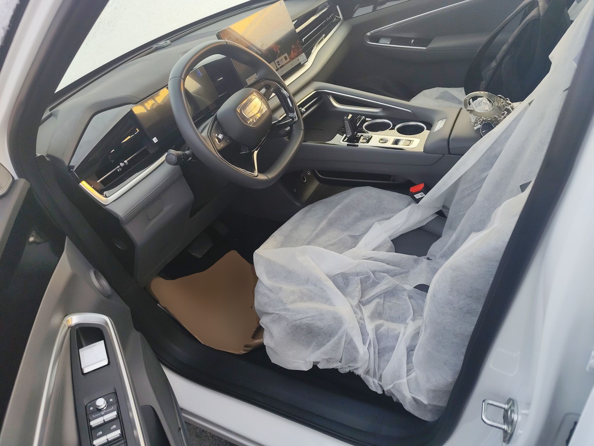 Переднее сиденье в автомобиле