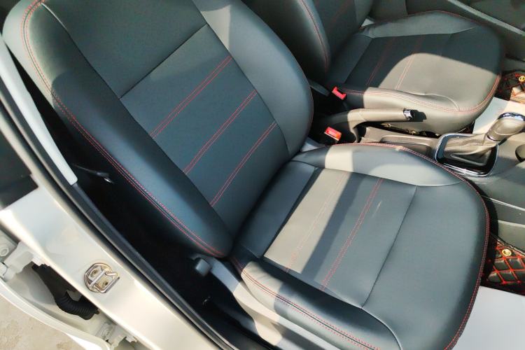 Used Volkswagen Polo 2016 1.6L Automatic Comfort Model