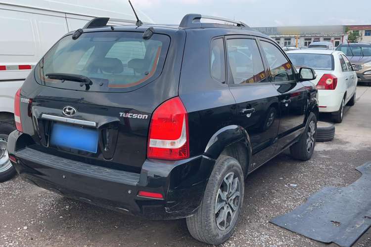 Used Hyundai Tucson 2013 2.0L Automatic Two-Wheel Drive Comfort Version
