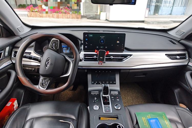 Used Chery Tiggo 8 2021 Kunpeng Edition 390TGDI Automatic Zhubfeng Version Center Console