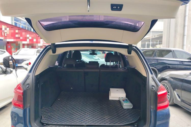 Used BMW X3 2018 xDrive28i M Sport Package China VI Trunk