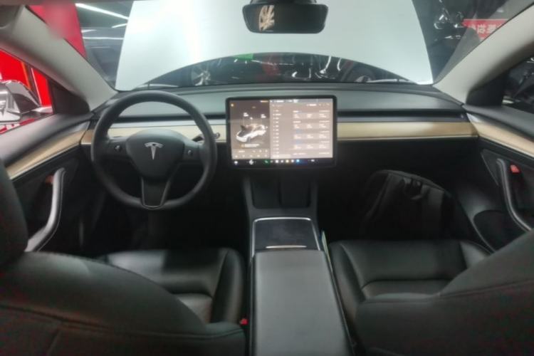 Used Tesla Model 3 2023 Rear-Wheel-Drive Version