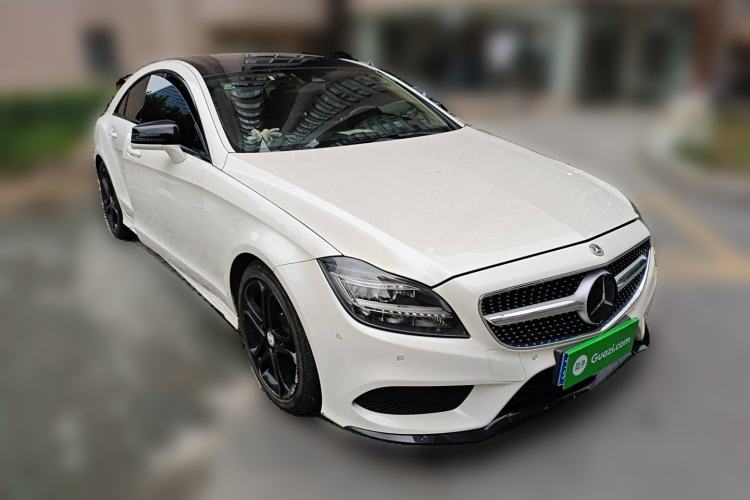 Used Mercedes-Benz CLS 2015 CLS 260 Front Right 45 Deg