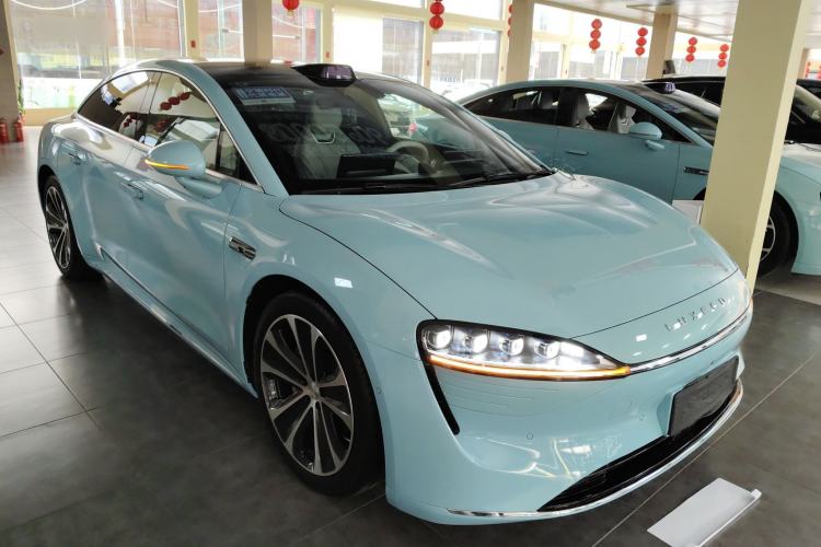 Used Hima Luxeed S7 2025 855 km Max
