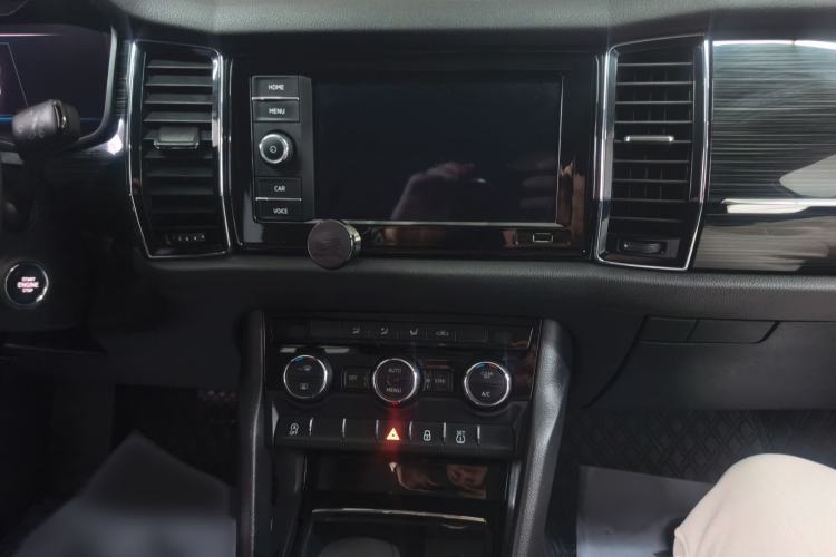 Used Skoda Kodiaq GT 2019 TSI330 Two-Wheel Drive Comfort Edition China V Standard Audio And AC Panel