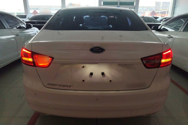 Used Ford Escort 2015 1.5L Manual Comfort Model