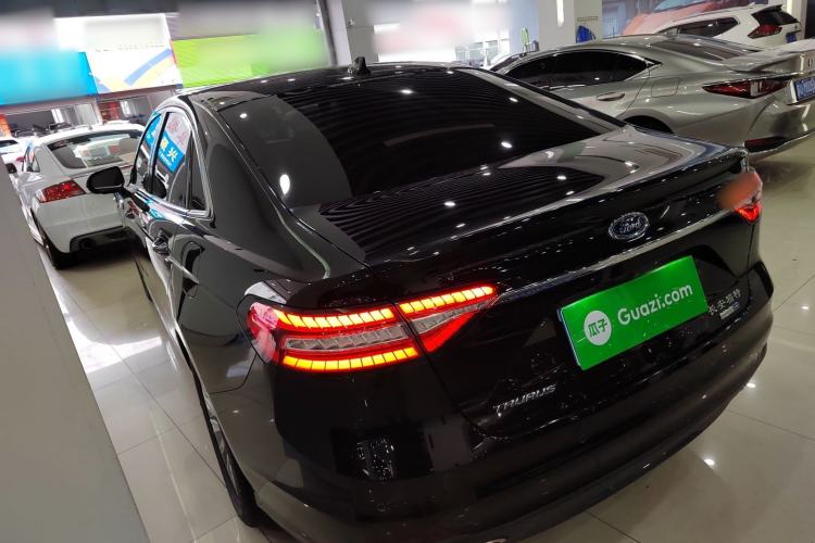 Used Ford Taurus 2019 EcoBoost 245 Comfort Edition Rear Left 45 Deg