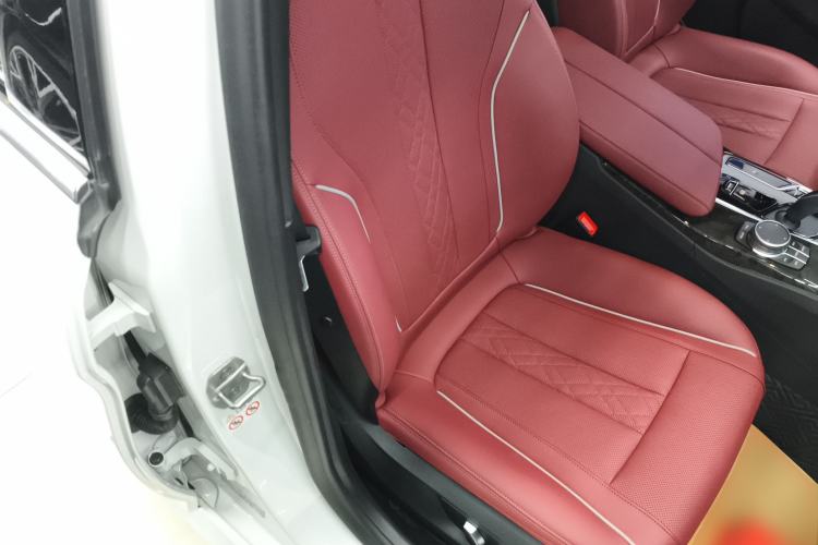 Used BMW 5 Series 2021 Facelifted 525Li M Sport Package
