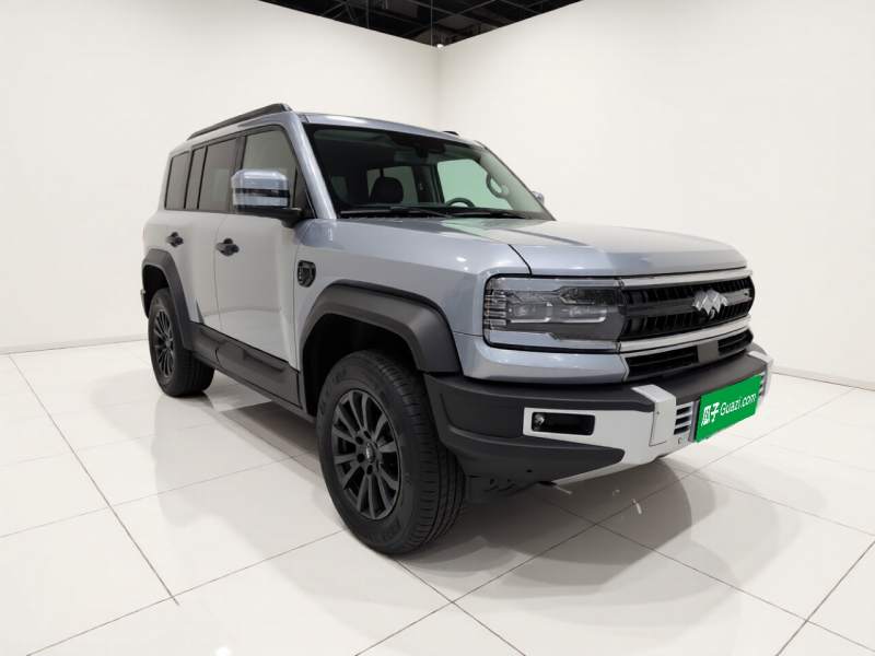 Used Formula Leopard 5 2023 Navigator Edition — 3