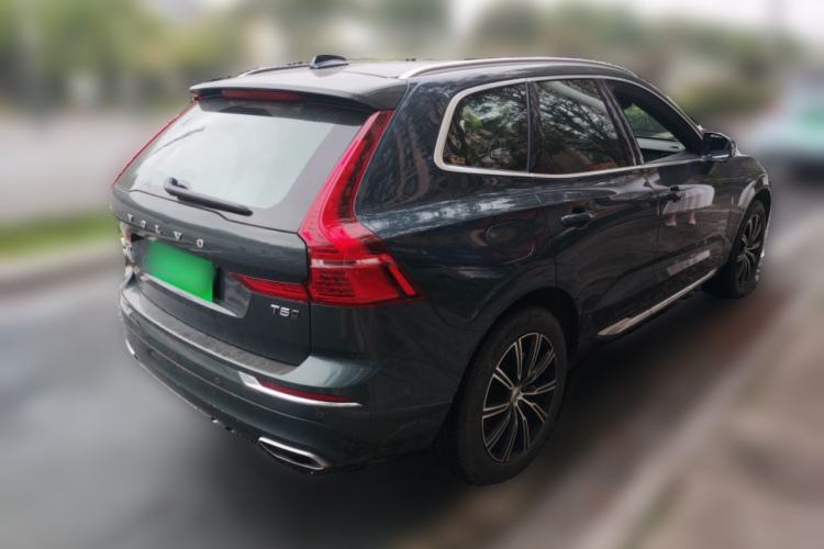 Used Volvo XC60 2021 T5 4x4 Zhiya Luxury Edition Rear Right 45 Deg