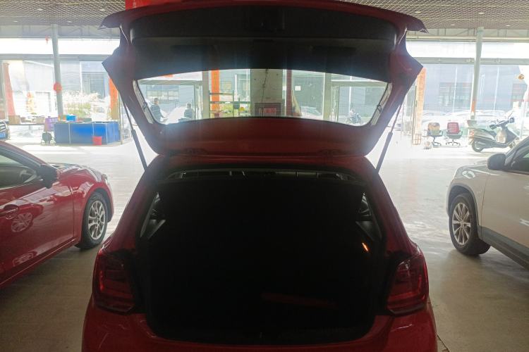 Used Volkswagen Polo 2016 1.4L Automatic Trendy Model
