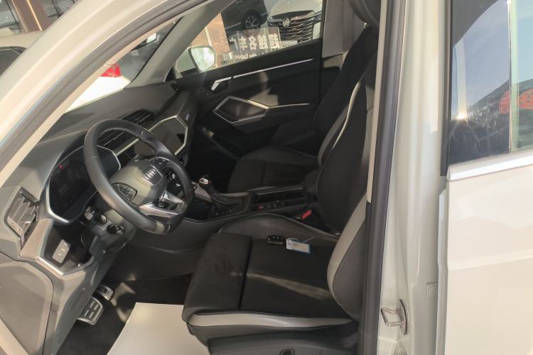 Used Audi Q3 2023 40 TFSI Fashion Dynamic Model