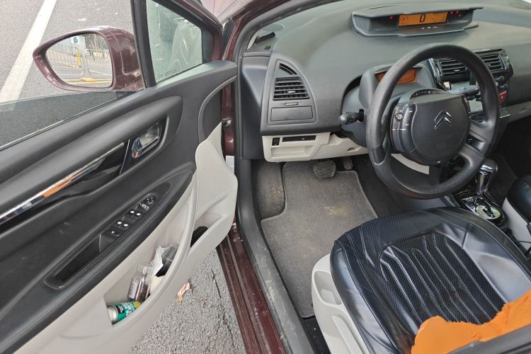 Used Citroen C-Quatre 2014 VTS Version 1.6L Automatic Prestige Model Driver Seat