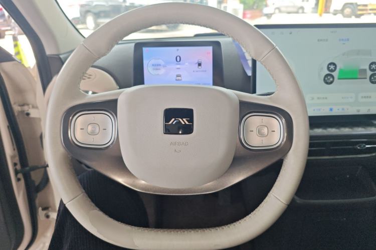 Used JAC Yiwei 3 2023 505km Pro+