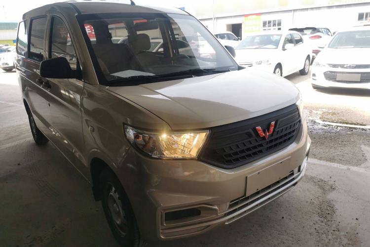 Used Wuling Hongguang V 2022 1.5L Jingqu Edition Electric-Assist LAR
