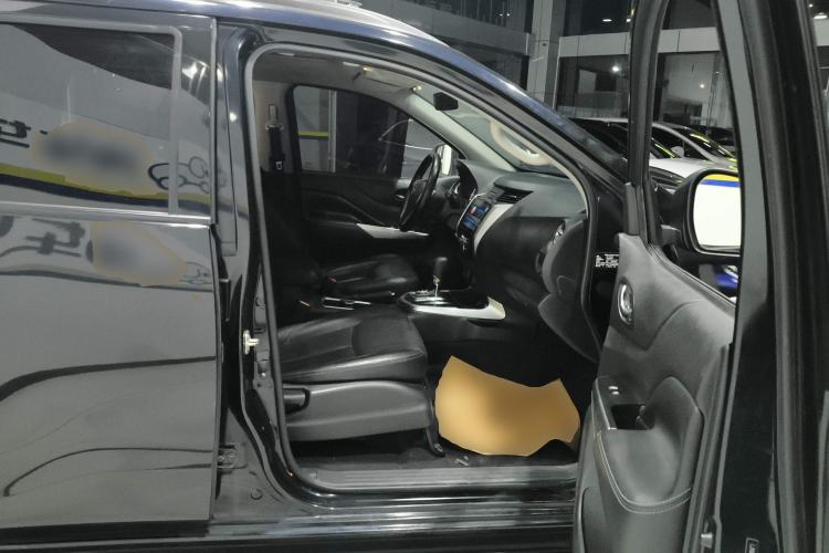 Used Nissan Terra 2018 2.5L Automatic 2WD Luxury Edition