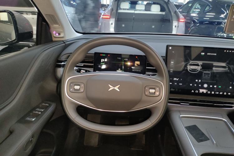 Used XPeng G6 2025 625 Long-Range Max Flagship Edition