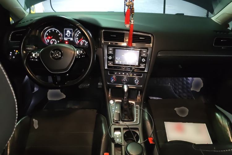 Used Volkswagen Golf 2018 230TSI Automatic Luxury Version