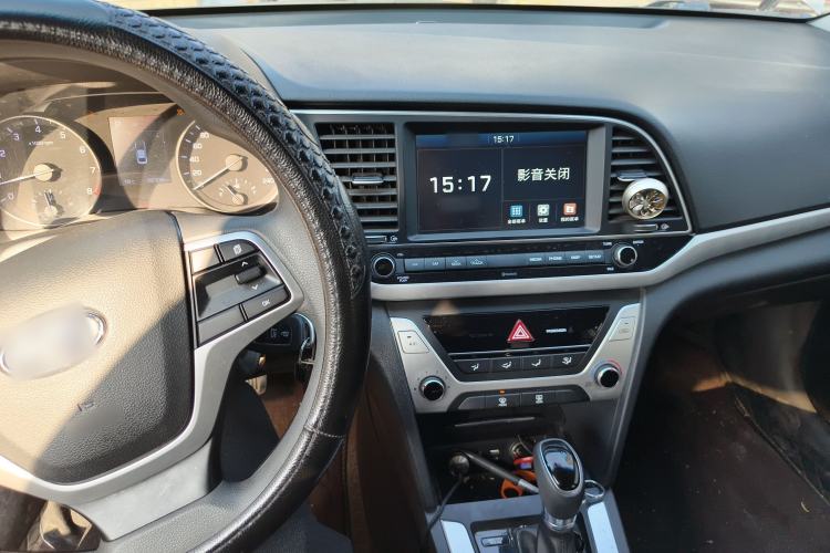 Used Hyundai Elantra (6th Generation / Lingdong) 2016 1.6L Automatic ZhiXuan – Elite Version Steering Wheel