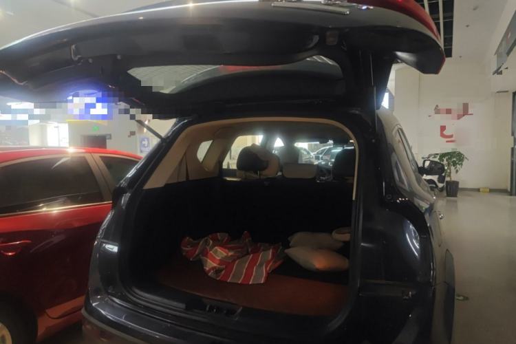 Used Dongfeng Fengon 580 2017 1.5T CVT Luxury Model Trunk