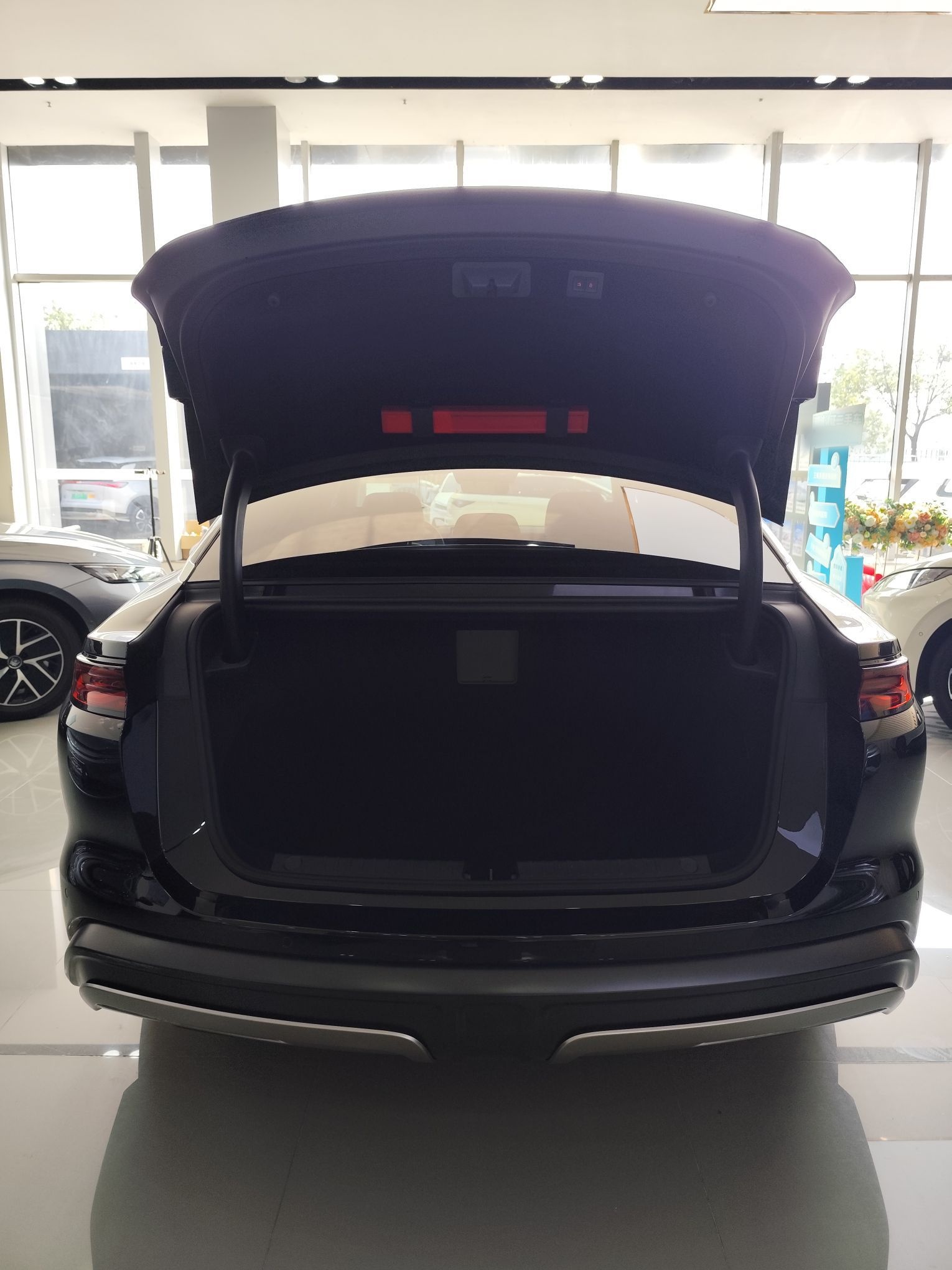 BYD Han L 2025 DM-i 200km LiDAR Flagship Model — снимка 20