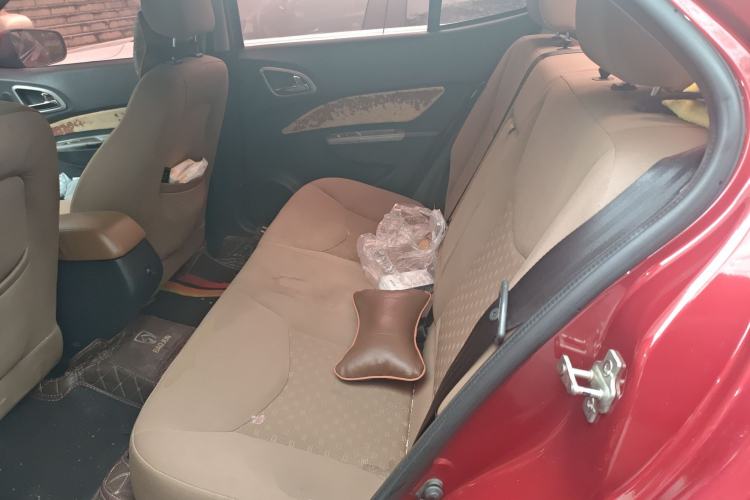 Used Baojun 630 2013 1.5L manual Comfort trim
