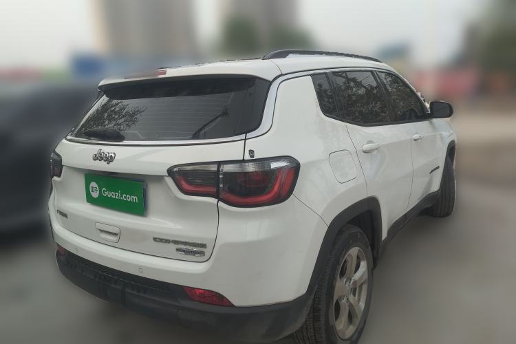 Used Jeep Compass 2017 200T Automatic Family Edition
